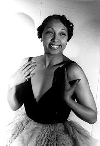 Josephine Baker- Par Carl van Vechten  Van Vechten Collection at Library of Congress, Domaine public